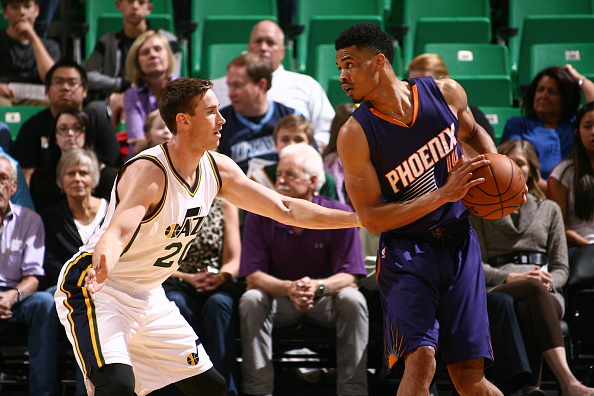 更反映了俱 更反映了俱